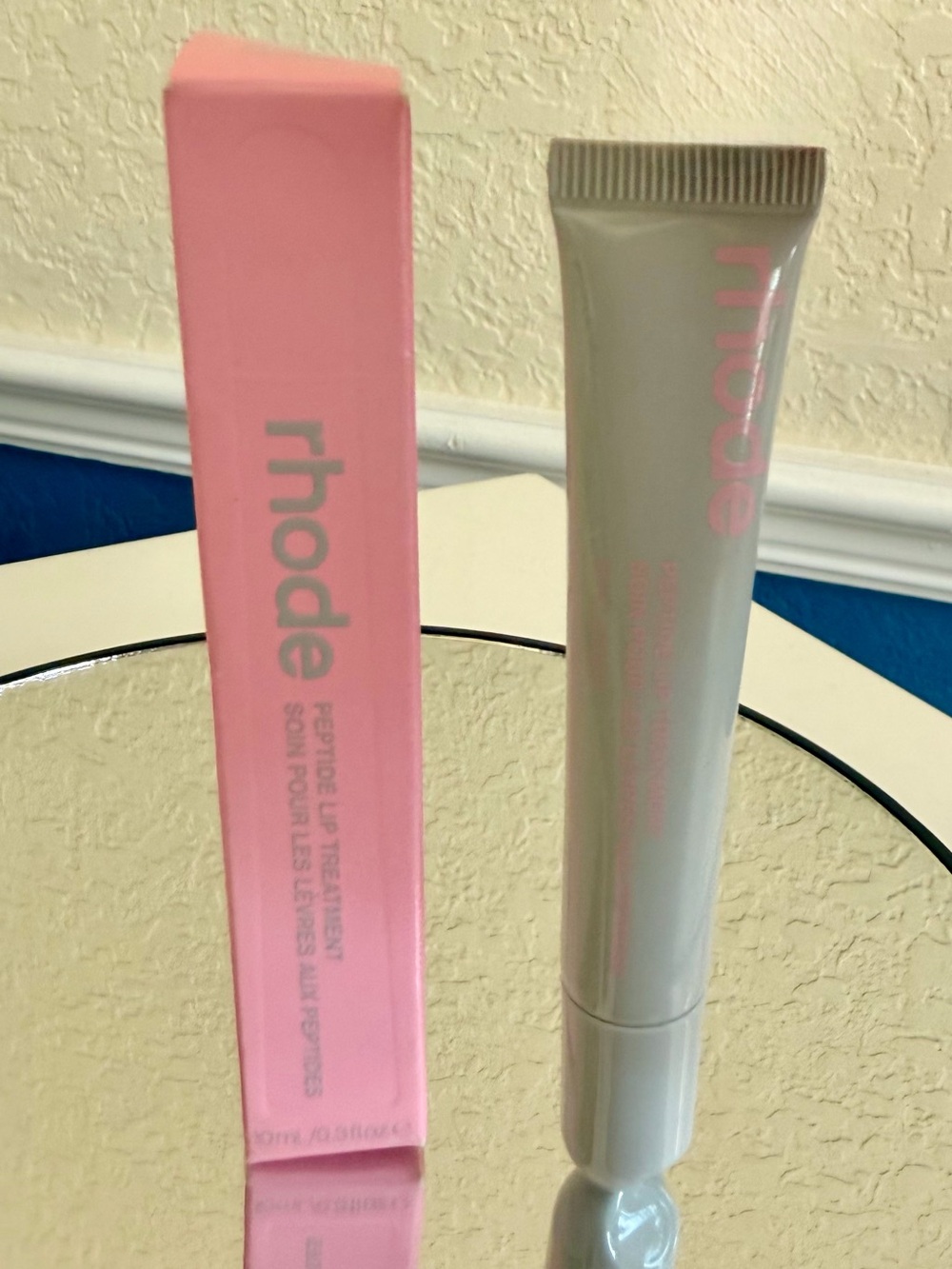 Sold out! RHODE Vanilla Peptide Lip Treatment Pink NIB